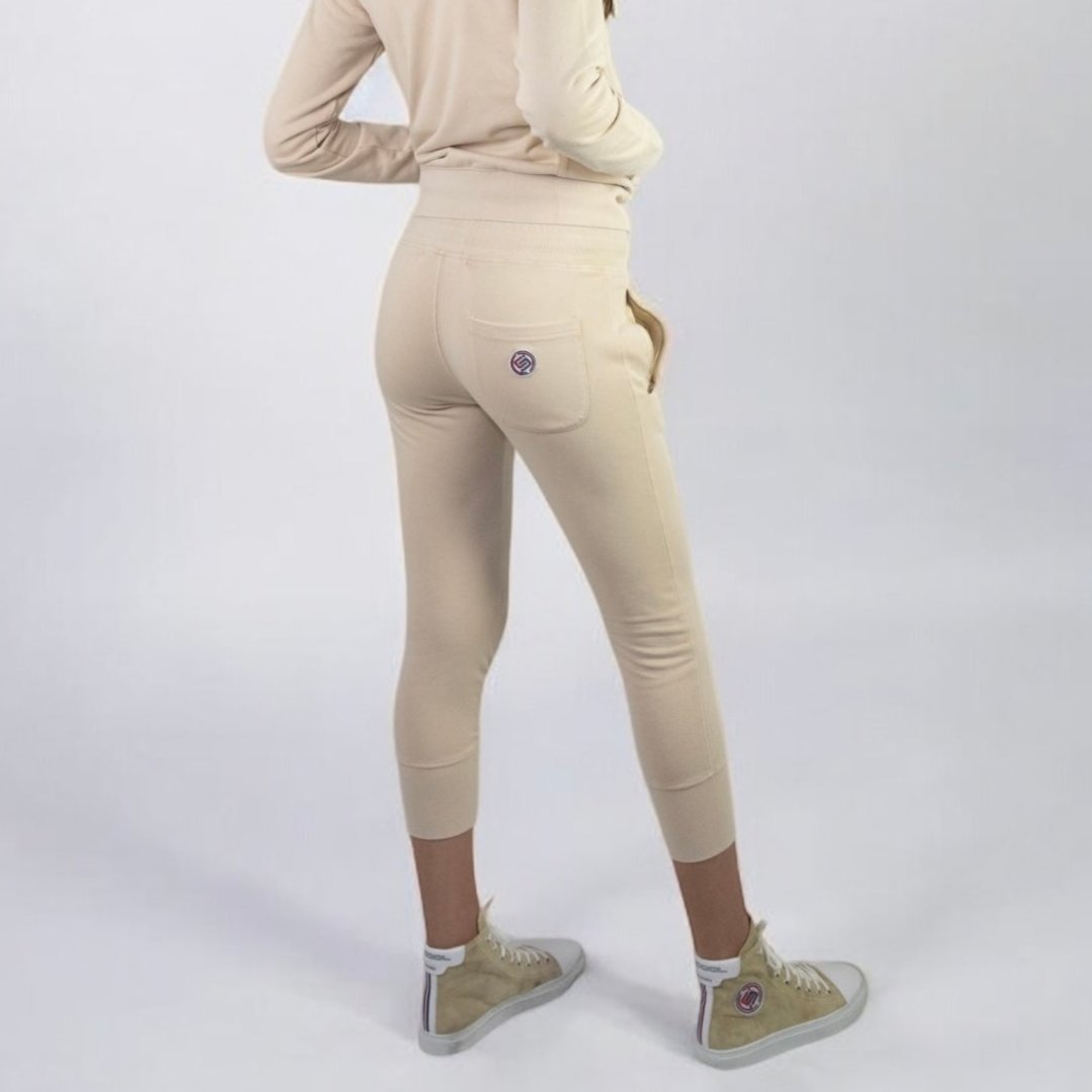 PANTACOURT SLIM FEMME