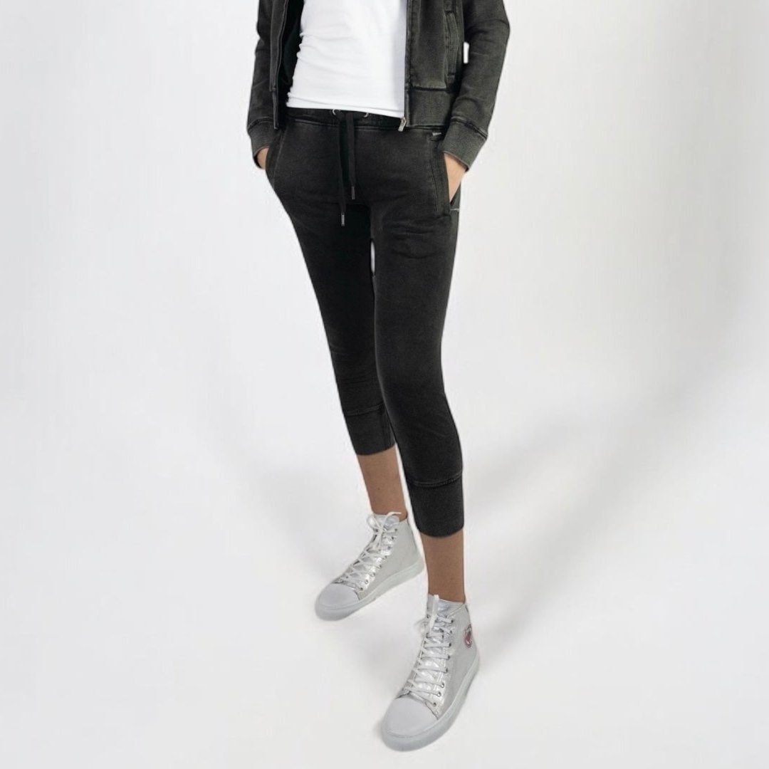 PANTACOURT SLIM FEMME